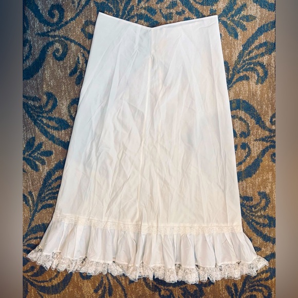 Vintage Handmade Cream Lace Trim Maxi Slip Underskirt Petticoat Liner 30.5”